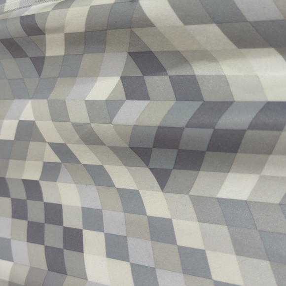 2/40 Nike athletic geometric patterned pants - Picture 3 of 11